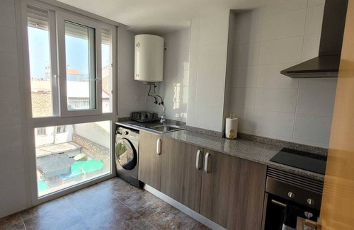 Ulldecona Condo | Modern Duplex 2 Terraces Private Underground Parking Perfect for Remote Workers