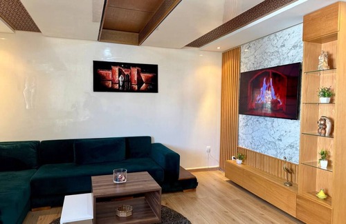 Quartier Maamora Apartment | Modern Duplex Downtown With Netflix & IPTV