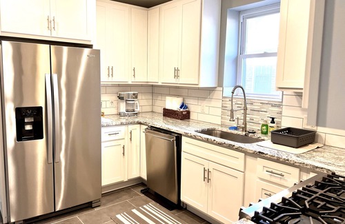 University City Apartment | Modern Duplex, Quiet, Safe, huge home office in desirable U City