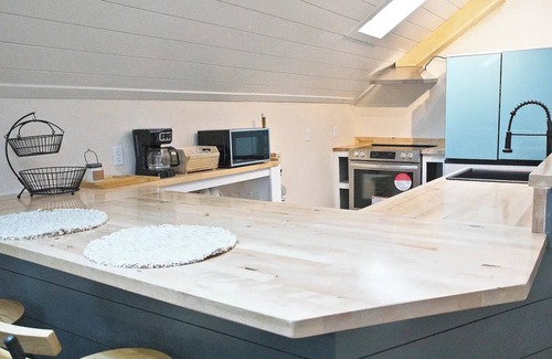 Appleton House | Modern Duplex Retreat in the Heart of Appleton