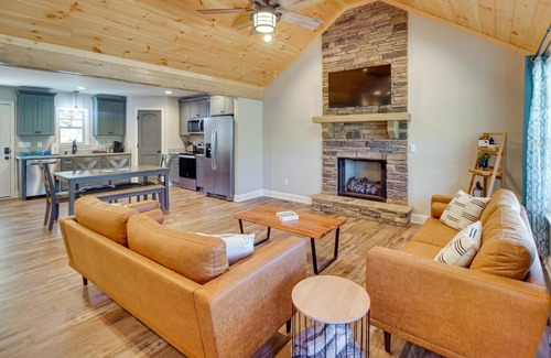 Ellijay House | Modern Ellijay Cabin Rental with Outdoor Fireplace