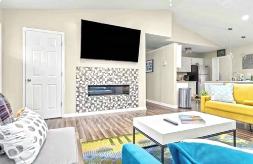 Lexington House | Modern escape just outside Lexington