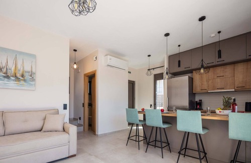 Panormos Villa | Modern facilities, walking distance to the beach!
