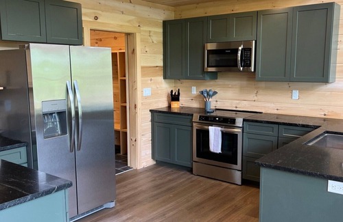 Rangeley Cabin | Modern Family-Friendly Cabin
