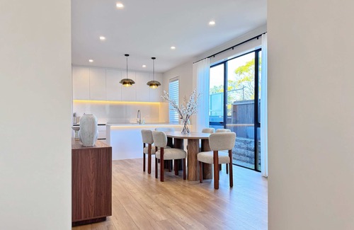Auckland House | Modern Family St Heliers Stay 4BR & 1 Study vs AC