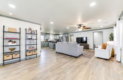 Edmond House | Modern Farmhouse in Downtown Edmond