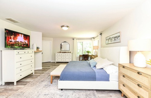Zionsville Other | Modern farmhouse in the Woods with Amazing Views and Nature
