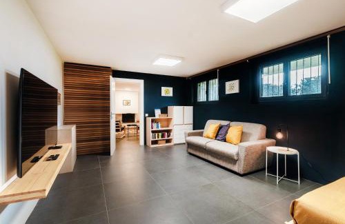 Vacallo Apartment | Modern Flat by Quokka 360 - In the hills bordering Italy