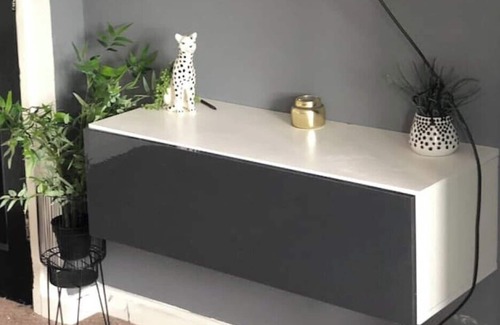 Sheffield Apartment | Modern Furnished Apartment