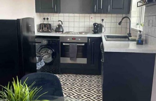 Sheffield Apartment | Modern Furnished Apartment
