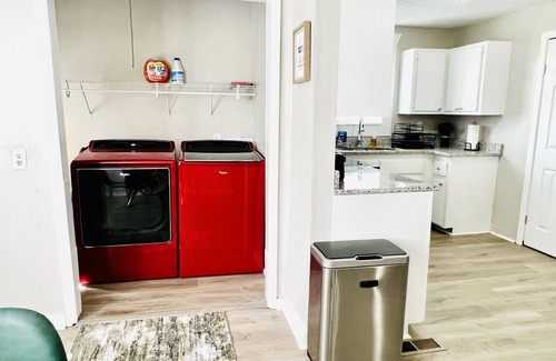 Birmingham House | Modern GEM mins from the Crossplex