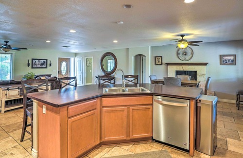 Deer Valley House | Modern Glendale Desert Destination w/Patio!