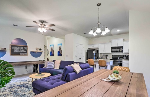 Granite Shoals House | Modern Granite Shoals Retreat w/Fire Pit!