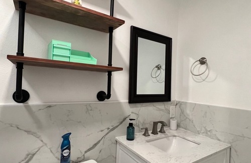 Winter Springs Apartment | Modern Guest Studio 15 mins from SFB Airport