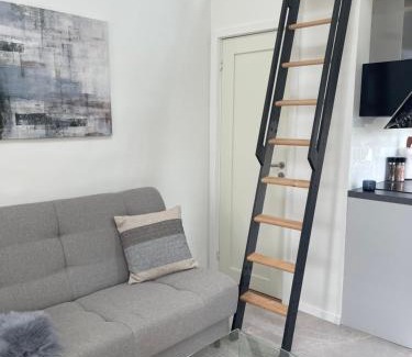 Vaster Apartment | Modern guesthouse with loft