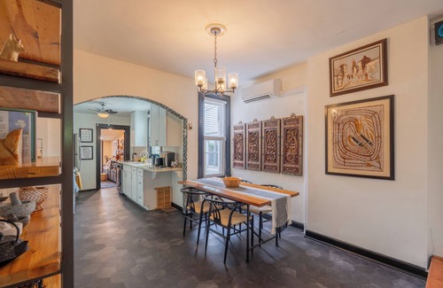Hampden House | Modern Hampden Getaway– Steps to Dining with convenient Parking