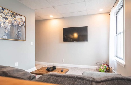 Orono Apartment | Modern High End Apartment With River Views