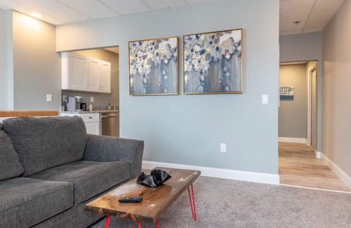 Orono Apartment | Modern High End Apartment With River Views