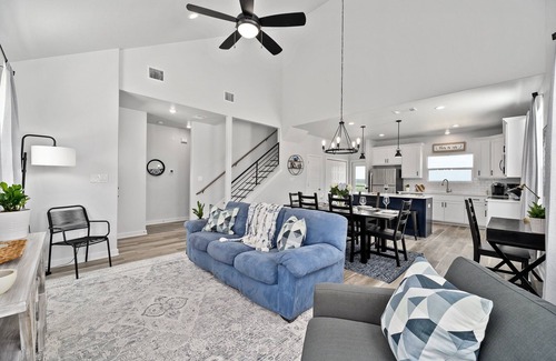 Dripping Springs House | Modern Hill Country Farmhouse - Amazing Views!