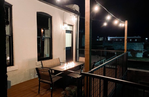 Council Grove Apartment | Modern, Historic Downtown Loft