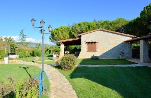 Marsciano House | Modern Holiday Home in Marsciano with Private Pool