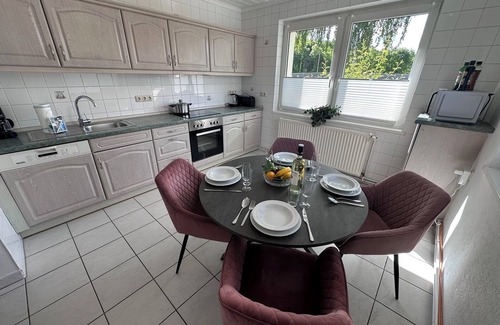Warnow House | Modern Holiday Home with Garden and nature near Warnow