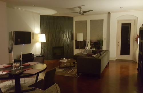 Dallas House | Modern Home 2300ft w 3 Rooms, , 2 Living Rooms, 2.5 Bath, Patio, +
