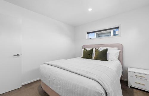Mount Maunganui House | Modern Home Central Mount