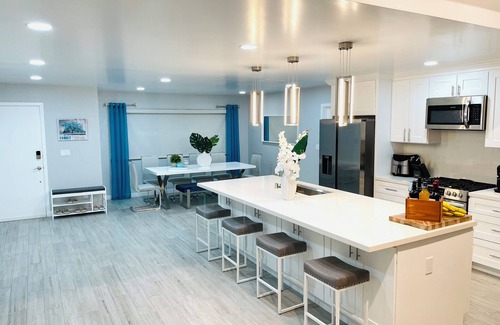 Baldwin Park House | Modern Home in Baldwin Park-Central to All Attractions