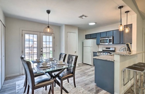 Round Rock House | Modern Home in Round Rock, Cozy and Close to All!