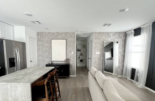 Bexar County House | Modern home in San Antonio