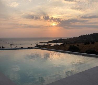 Koundouros House | Modern home with 2 apartments, a swimming pool and sea view, in the area of Koundouros