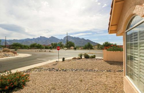 Oro Valley House | Modern Home with Patio and Mtn Views, 9 Mi to Tucson