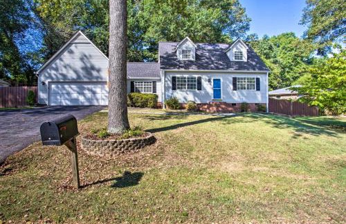 Clemson House | Modern Home with Yard and Deck, 1 Mi to Clemson U!