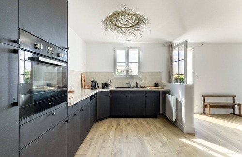 Noirmoutier-en-l'Ile Ski Chalet | Modern house for 2 adults and 2 children