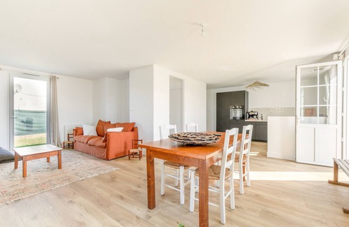 Noirmoutier-en-l'Ile Ski Chalet | Modern house for 2 adults and 2 children