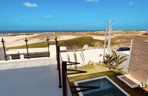 Barra do Cunhau House | Modern house, BEACHFRONT, with private pool and barbecue area