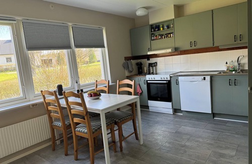 Alvsered House | Modern house for 6 people - close to Gekås Ullared