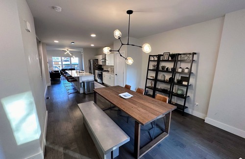 St. Louis House | Modern House with Terrace Near Forest Park