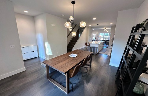 St. Louis House | Modern House with Terrace Near Forest Park