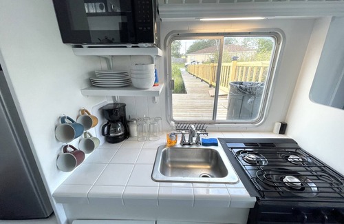 Winter Haven Boat Rental | Modern HouseBoat*AceLoca*4Miles*LegoLand*
