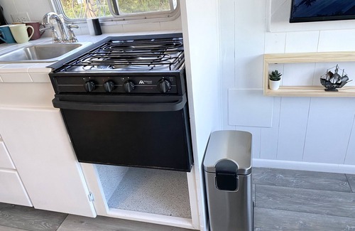 Winter Haven Boat Rental | Modern HouseBoat*AceLoca*4Miles*LegoLand*