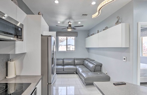 Las Vegas House | Modern Las Vegas Home w/Patio: 10 Mi to The Strip