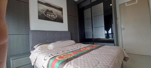 Taman Daya Apartment | Modern Lifestyle ARC Austin Hills 6-7pax