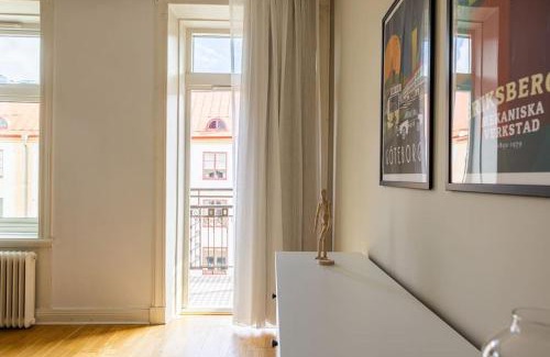 Centrum Apartment | Modern, Light Apt City Center