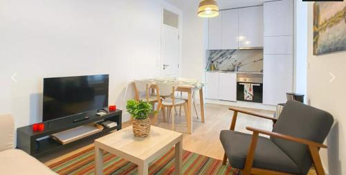 Pena Apartment | Modern Lisbon Apartments by Soulplaces