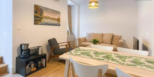 Pena Apartment | Modern Lisbon Apartments by Soulplaces