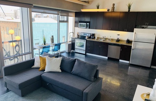 Downtown Sacramento Apartment | Modern Loft in the ❤️ of Downtown Sacramento