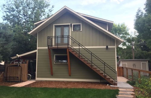 Old Town West Cottage | Modern Loft on Mountain Avenue in Old Town