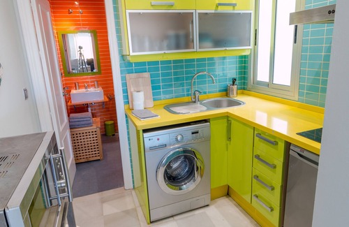 Tarifa Apartment | Modern Loft very central, overlooking Old Town Tarifa